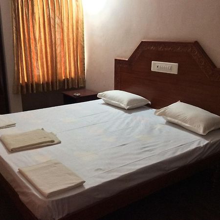 Sakthi Lodge Dharapuram Room photo